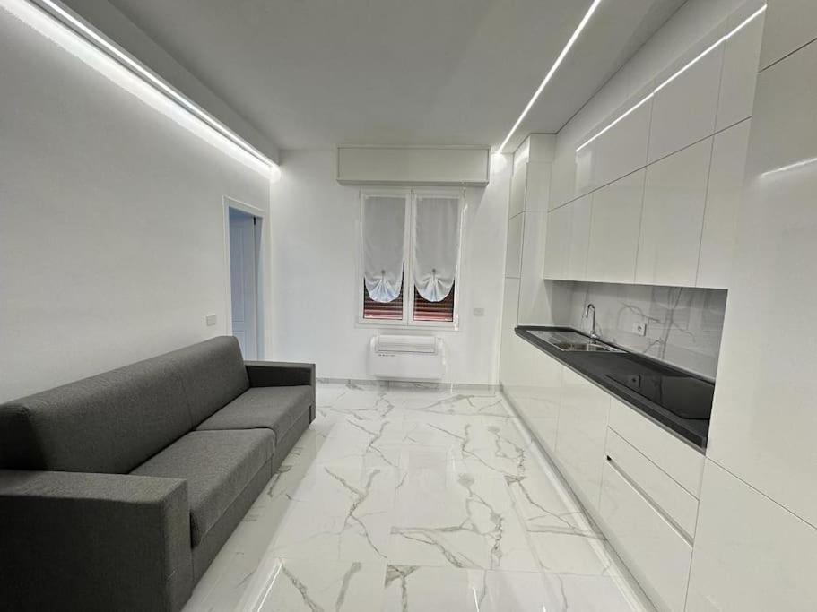 Suite Aurora Luxury In The Center Of ซานเรโม ภายนอก รูปภาพ